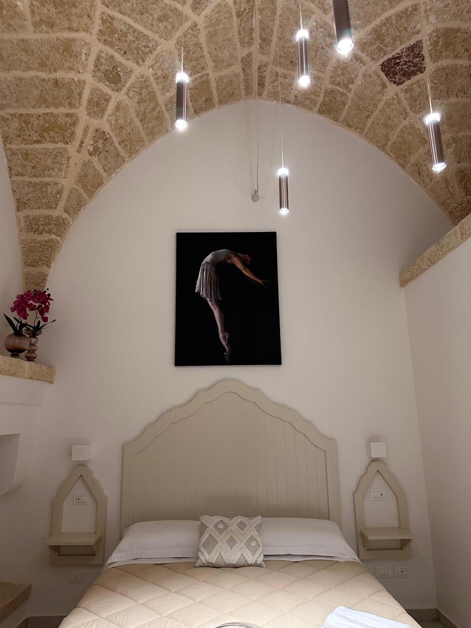 Palazzo Alma Luxury Rooms Casarano Exterior photo