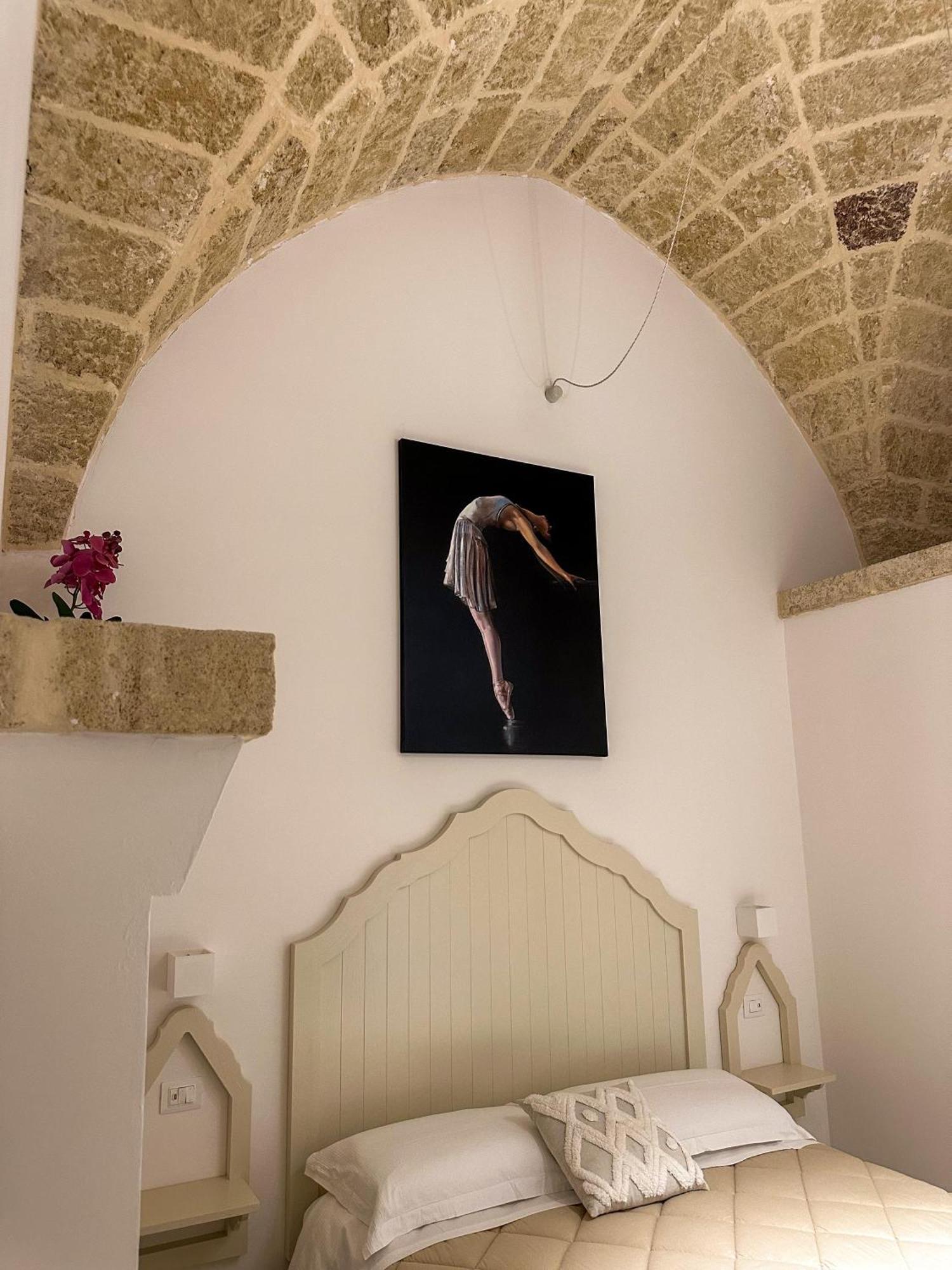 Palazzo Alma Luxury Rooms Casarano Exterior photo