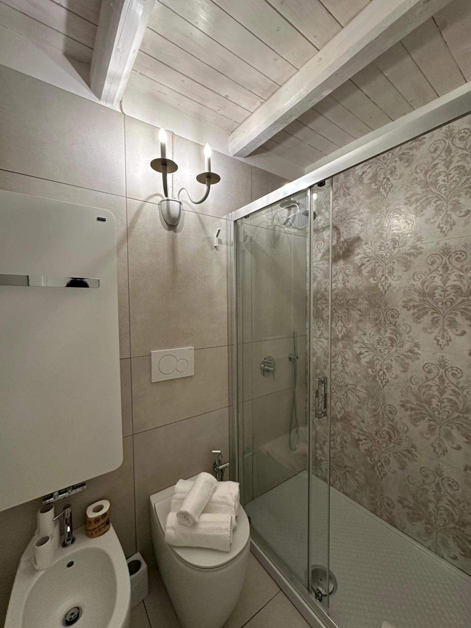 Palazzo Alma Luxury Rooms Casarano Exterior photo
