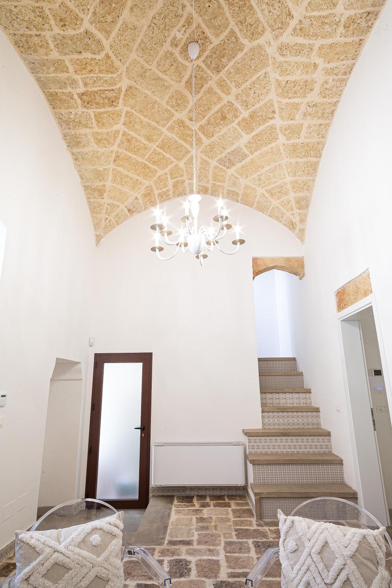 Palazzo Alma Luxury Rooms Casarano Exterior photo
